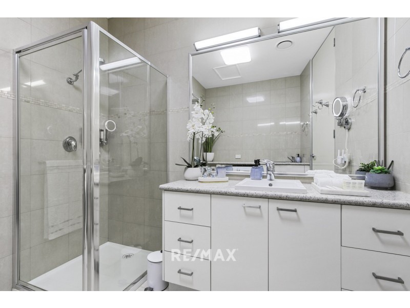 2/247 Esplanade, Lakes Entrance VIC 3909