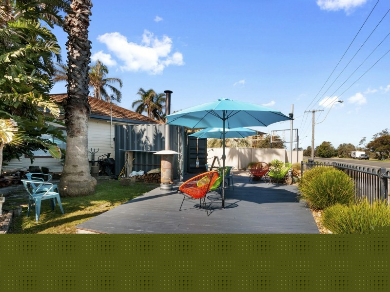 669 Esplanade, Lakes Entrance VIC 3909