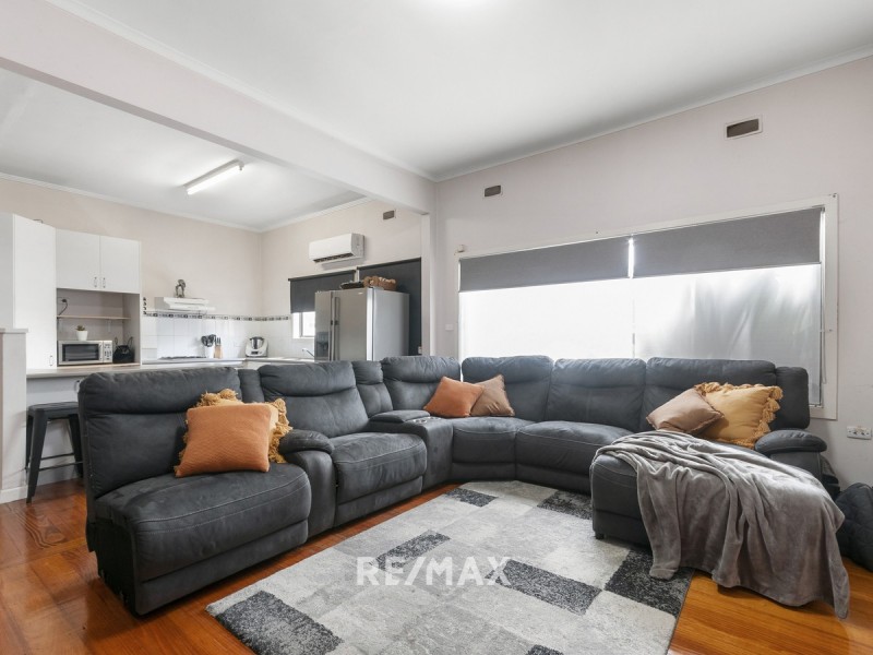 669 Esplanade, Lakes Entrance VIC 3909