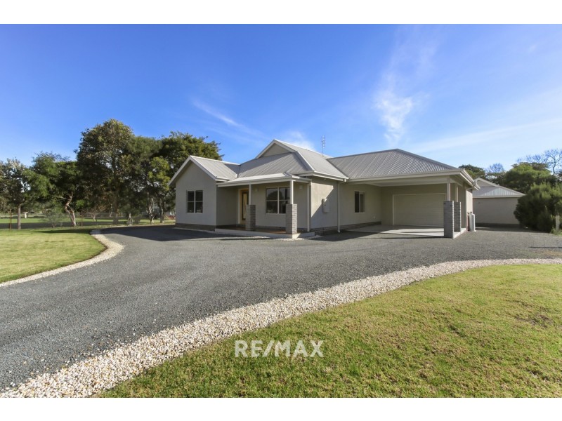 31 Tambo Boulevard, Metung VIC 3904