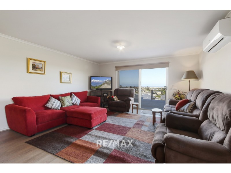 108 Thorpes Lane, Lakes Entrance VIC 3909