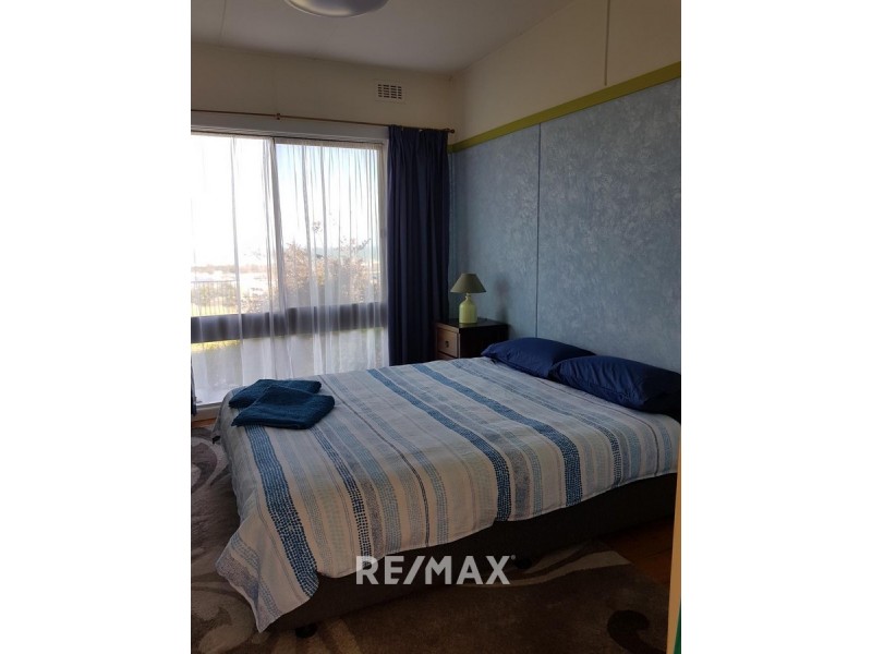 23 Seaview Parade, Kalimna VIC 3909