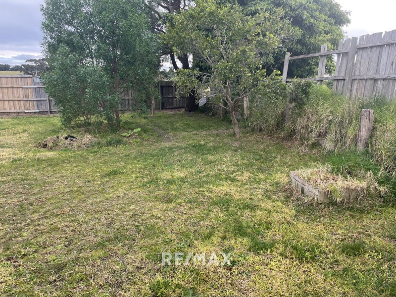 8/23 ALEXANDRA Avenue, Kalimna VIC 3909