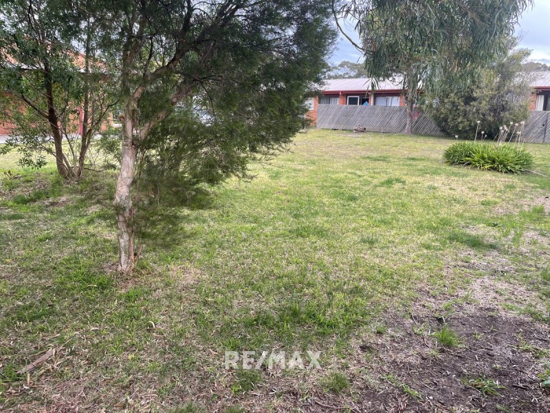 8/23 ALEXANDRA Avenue, Kalimna VIC 3909