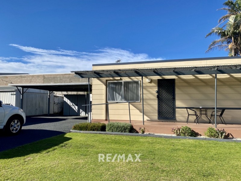 9/6 Roadknight Street, Lakes Entrance VIC 3909