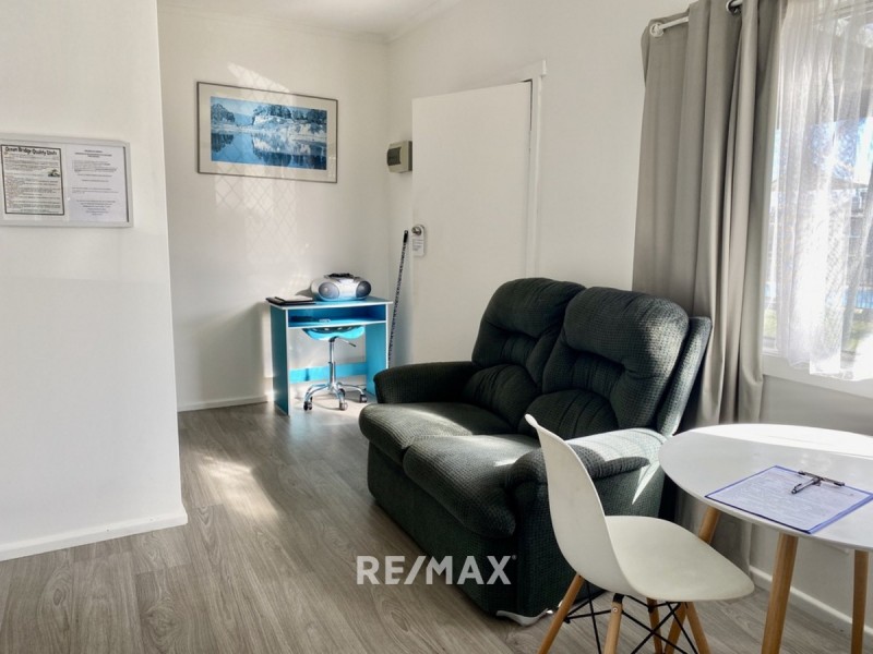 9/6 Roadknight Street, Lakes Entrance VIC 3909