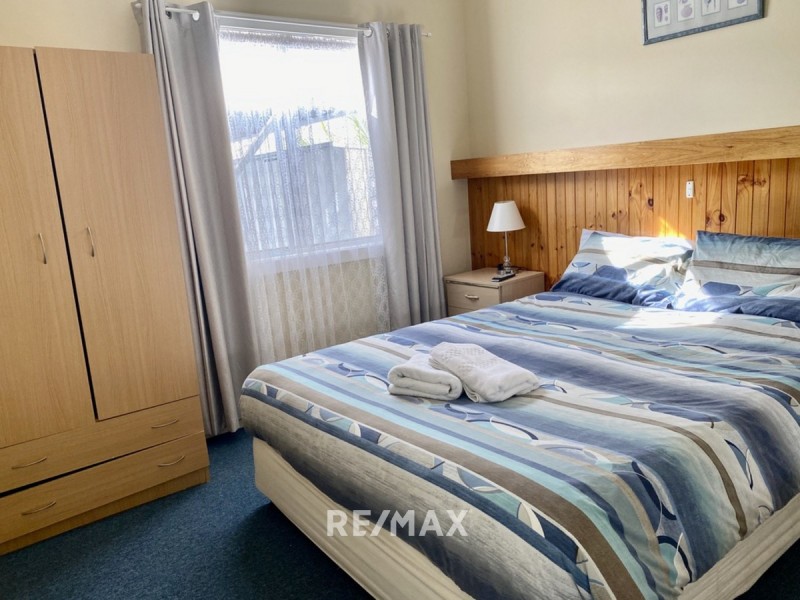 9/6 Roadknight Street, Lakes Entrance VIC 3909