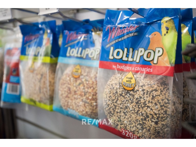 2 Don Road, Lakes Entrance VIC 3909