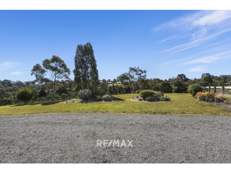 1 Heather Court, Metung VIC 3904