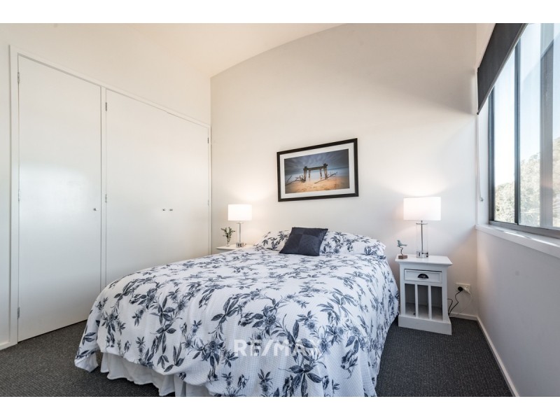81 Seaview Parade, Kalimna VIC 3909