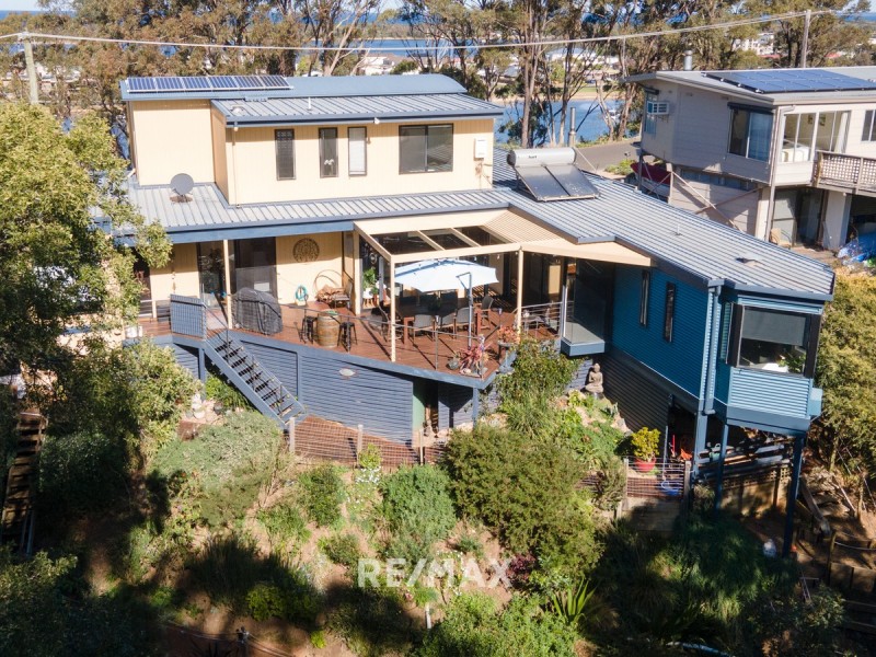 81 Seaview Parade, Kalimna VIC 3909