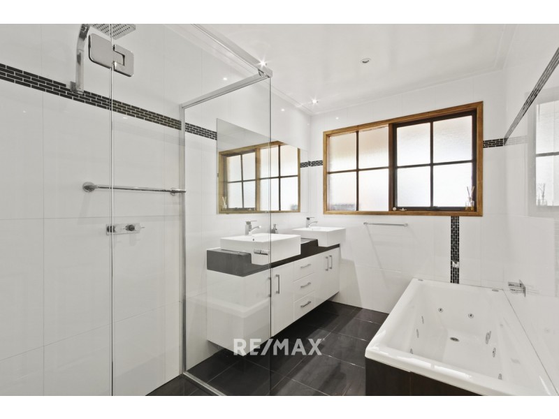 6 Hendersons Road, Toorloo Arm VIC 3909