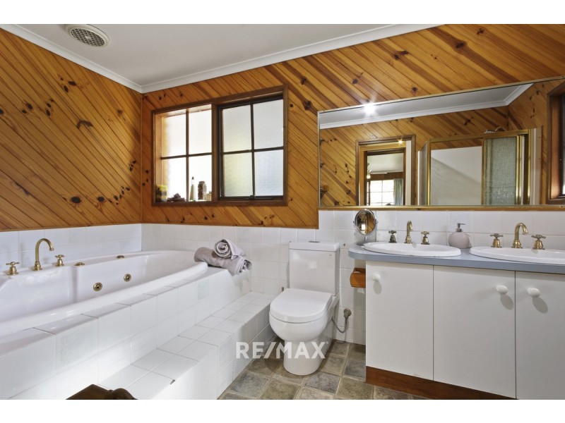 6 Hendersons Road, Toorloo Arm VIC 3909