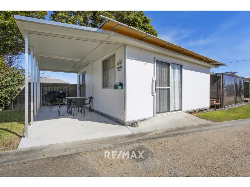 29-31 Palmers Road, Lakes Entrance VIC 3909