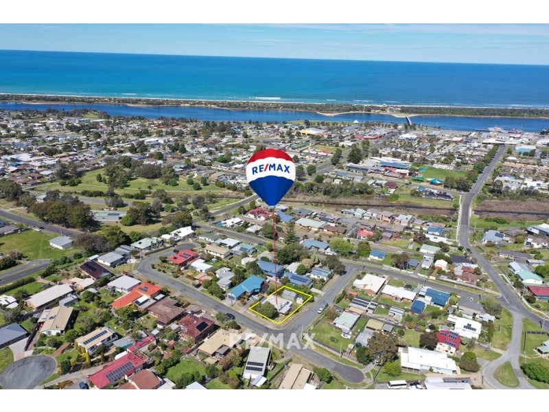 8 Sudings Road, Lakes Entrance VIC 3909