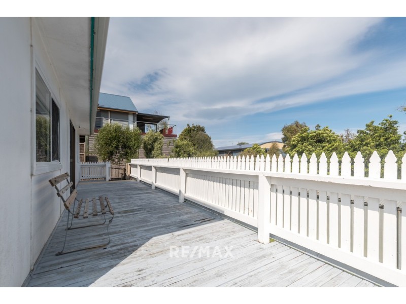 8 Sudings Road, Lakes Entrance VIC 3909