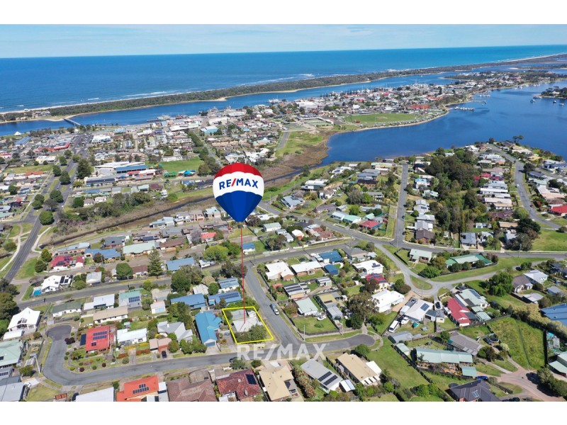 8 Sudings Road, Lakes Entrance VIC 3909
