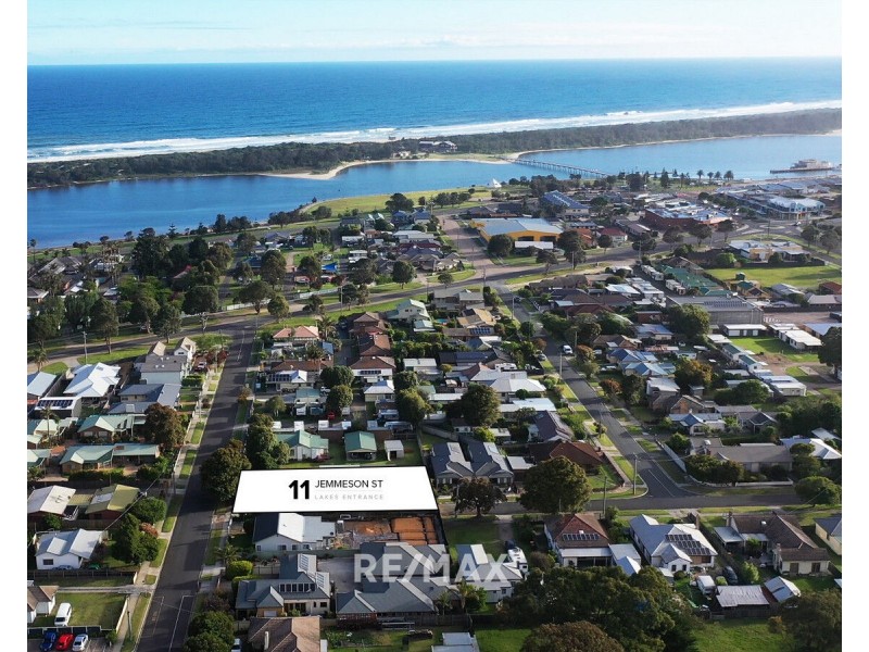 Lot 2/11 Jemmeson Street, Lakes Entrance VIC 3909