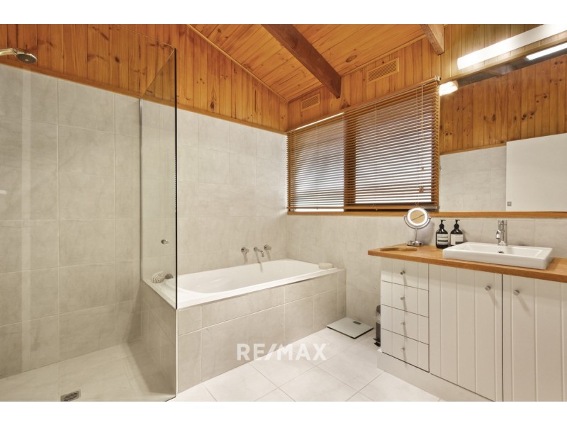 114-118 Stirling Road, Metung VIC 3904