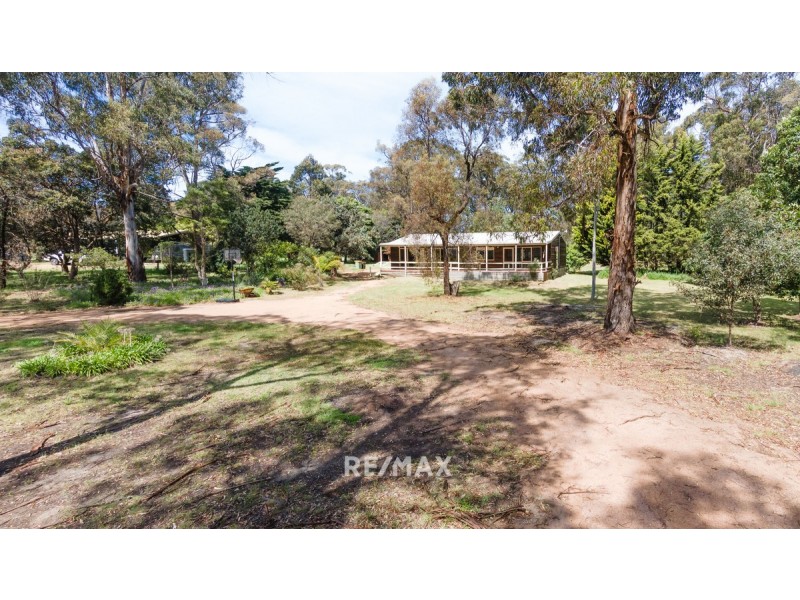 6 Mill Point Road, Lake Tyers Beach VIC 3909