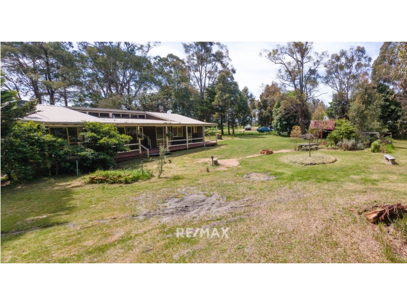 6 Mill Point Road, Lake Tyers Beach VIC 3909