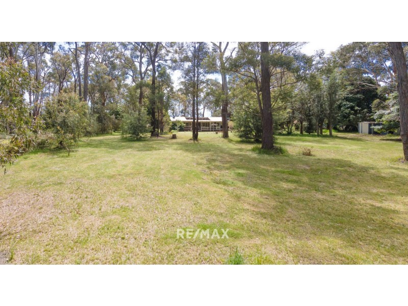 6 Mill Point Road, Lake Tyers Beach VIC 3909