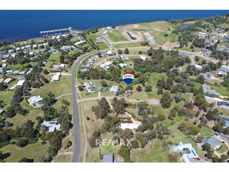 8 The Billabong, Metung VIC 3904