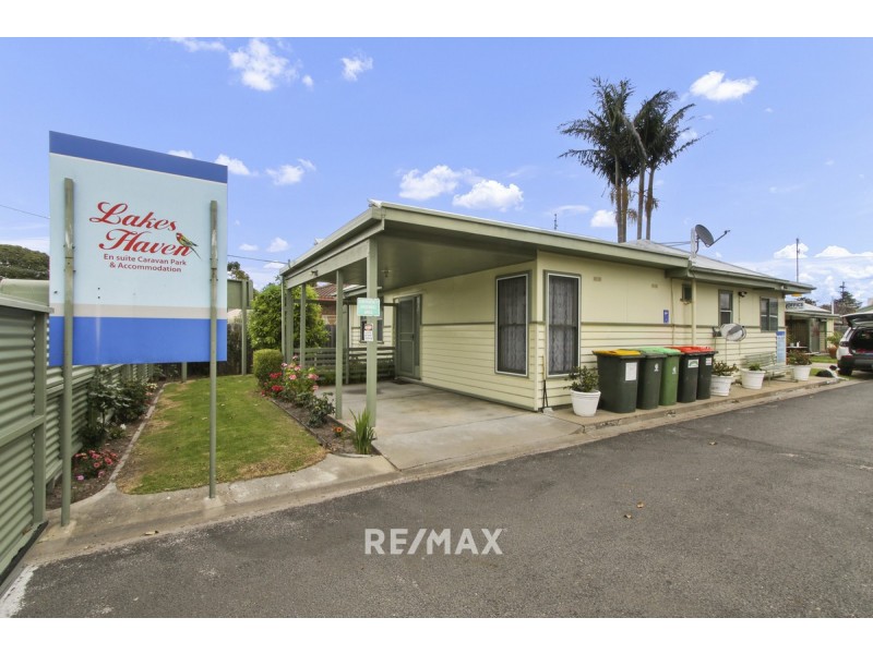 3 Jemmeson Street, Lakes Entrance VIC 3909