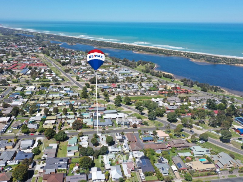 3 Jemmeson Street, Lakes Entrance VIC 3909