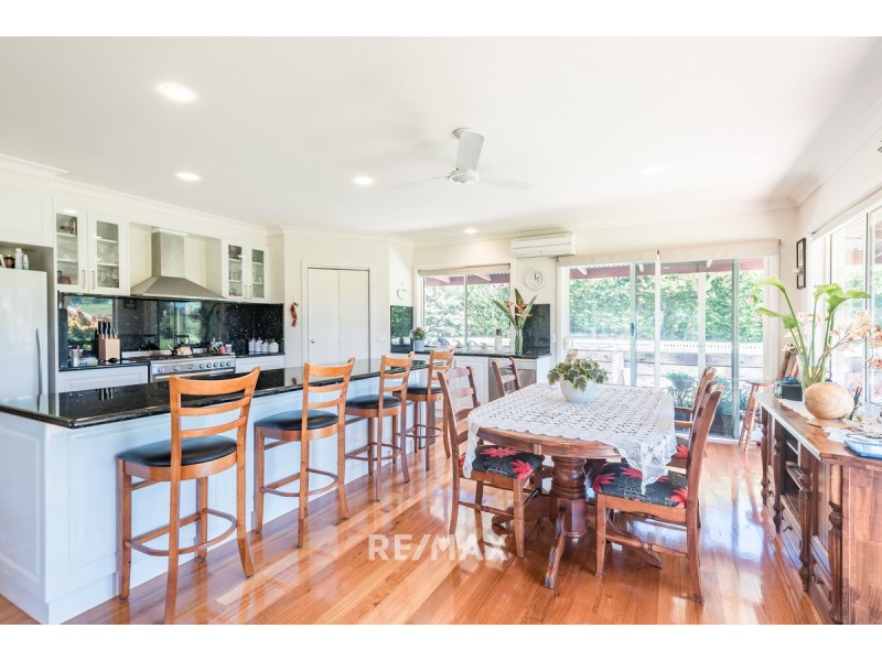 17 Tamhaven Drive, Swan Reach VIC 3903