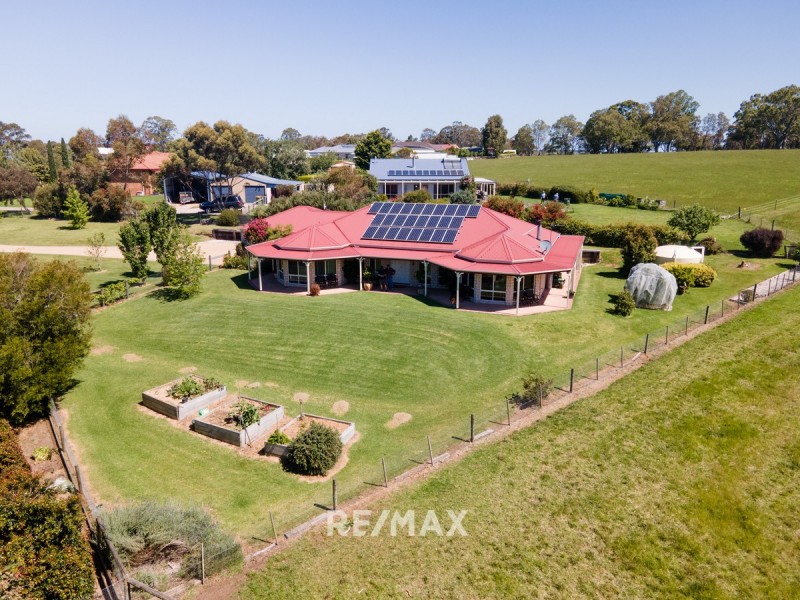 17 Tamhaven Drive, Swan Reach VIC 3903