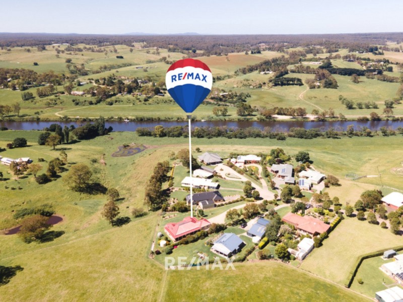 17 Tamhaven Drive, Swan Reach VIC 3903