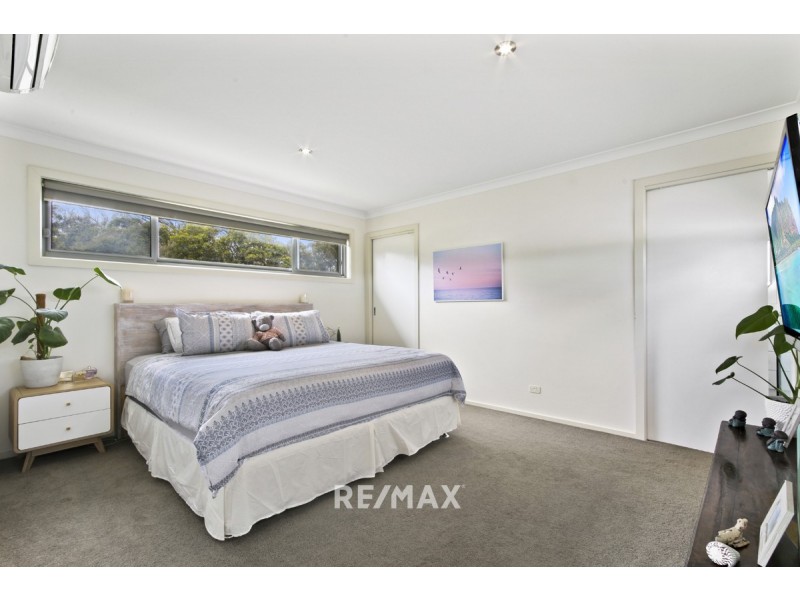 8 Warfe Drive, Lake Tyers Beach VIC 3909