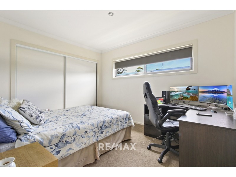 8 Warfe Drive, Lake Tyers Beach VIC 3909