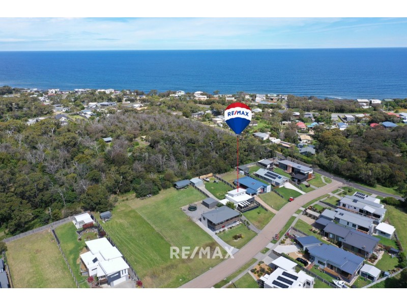 8 Warfe Drive, Lake Tyers Beach VIC 3909