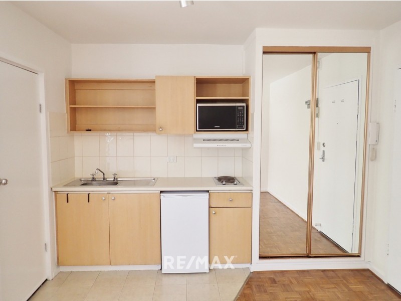 2/38 Charnwood Road, St Kilda VIC 3182