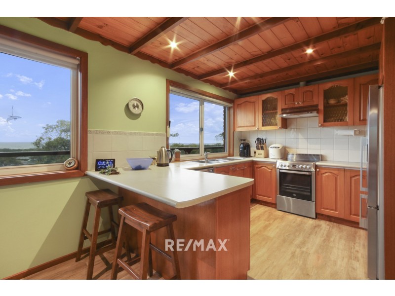 7 ROBIN Street, Lakes Entrance VIC 3909