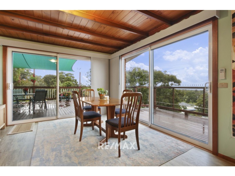 7 ROBIN Street, Lakes Entrance VIC 3909