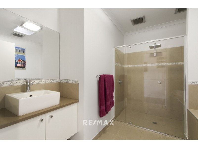 22 Tambo Boulevard, Metung VIC 3904