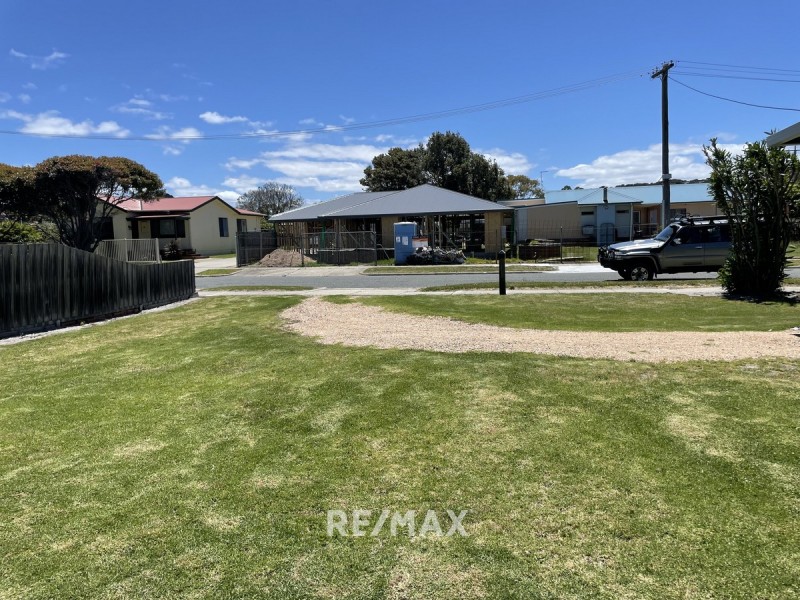 1/21 Whiters Street, Lakes Entrance VIC 3909