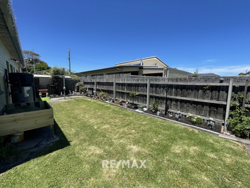 1/21 Whiters Street, Lakes Entrance VIC 3909