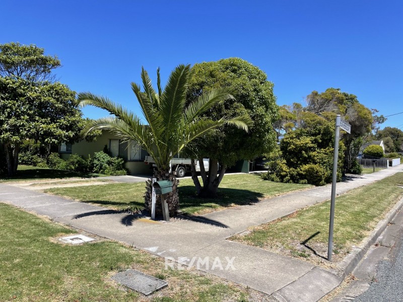 1/21 Whiters Street, Lakes Entrance VIC 3909