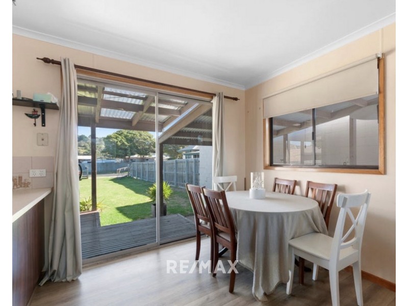 2/40 Don Road, Lakes Entrance VIC 3909