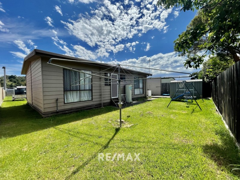 2/40 Don Road, Lakes Entrance VIC 3909