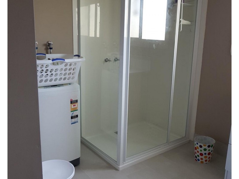 23 Seaview Parade, Kalimna VIC 3909