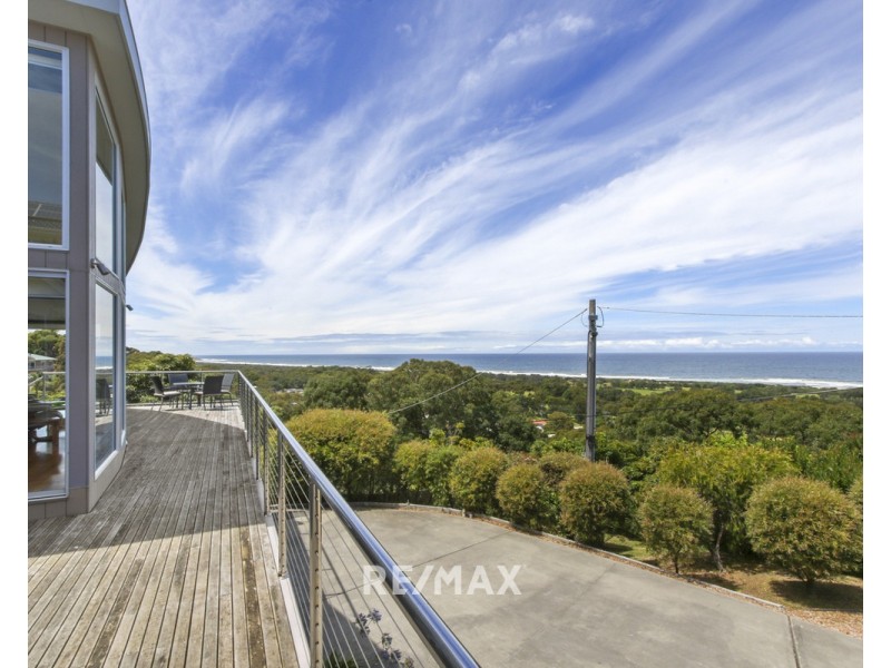 26 Gay Street, Lakes Entrance VIC 3909