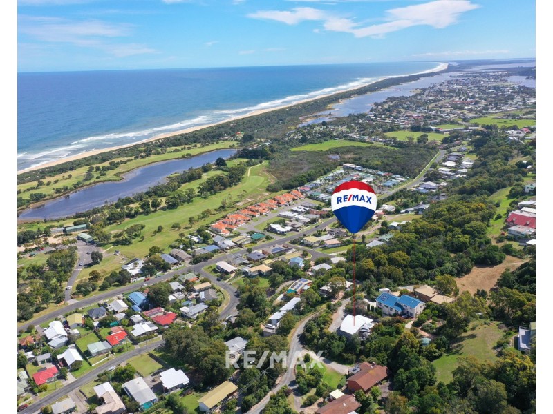 26 Gay Street, Lakes Entrance VIC 3909