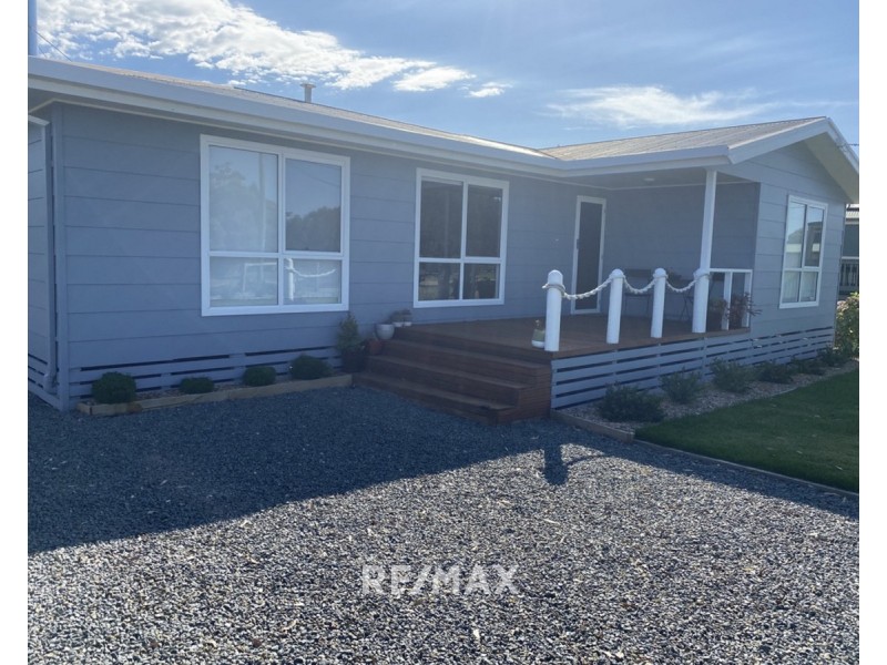 1 Tambo Boulevard, Metung VIC 3904