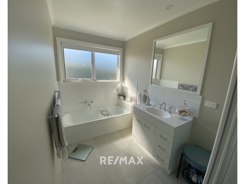 1 Tambo Boulevard, Metung VIC 3904