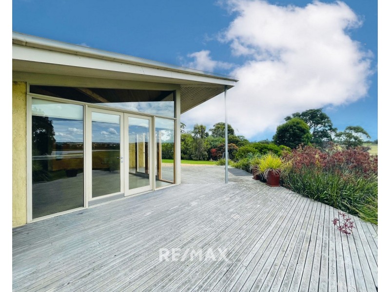 42 Howletts Landing, Metung VIC 3904